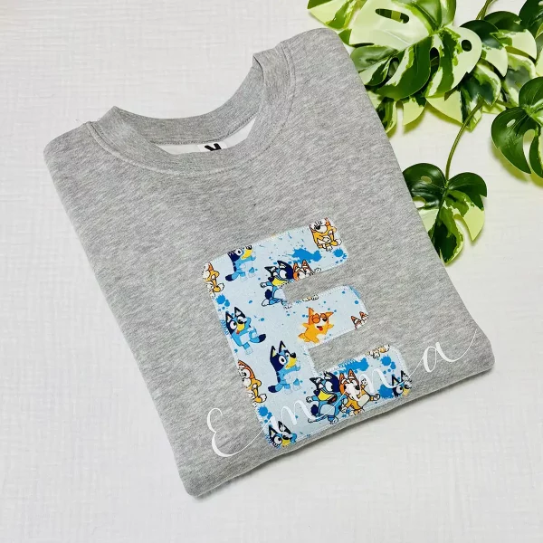 sudadera-infantil-personalizada-inicial-nombre-animacion